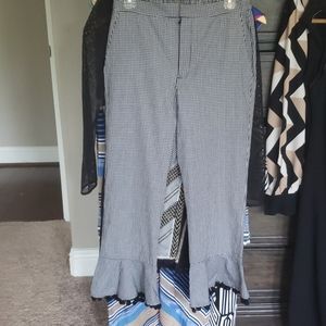 Zara Pompom Trim Gingham Capri M